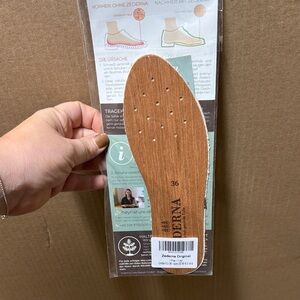 🌙 B63 - Zederna Cedar Wood Shoe Insoles, Inserts Made of Natural Cedarwood.